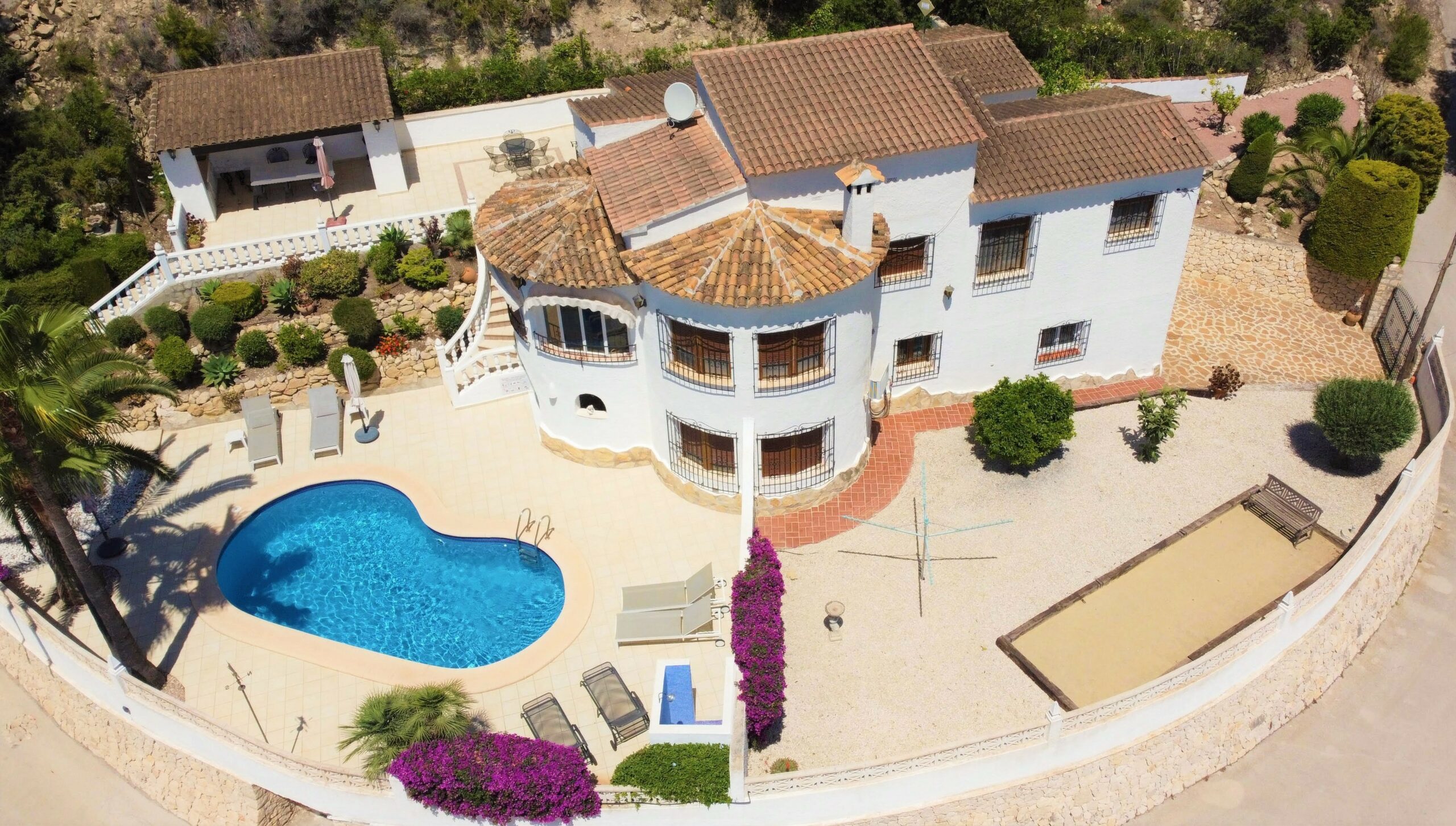 RUSTGEVENDE VAKANTIE VILLA te MORAIRA